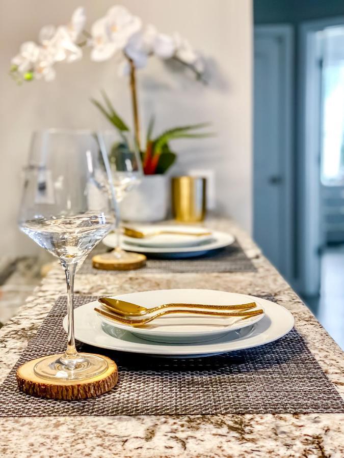 Full Kitchen,King,W/D,Netflix,2 Smart Tvs,Parking Apartment Луисвил Екстериор снимка