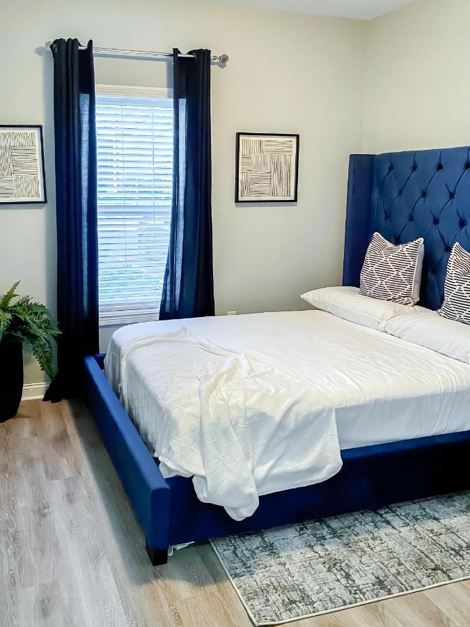 Full Kitchen,King,W/D,Netflix,2 Smart Tvs,Parking Apartment Луисвил Екстериор снимка
